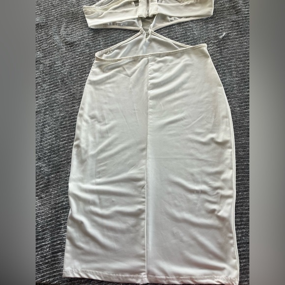 White Bodycon Dress with open sides and back - Picture 2 of 4